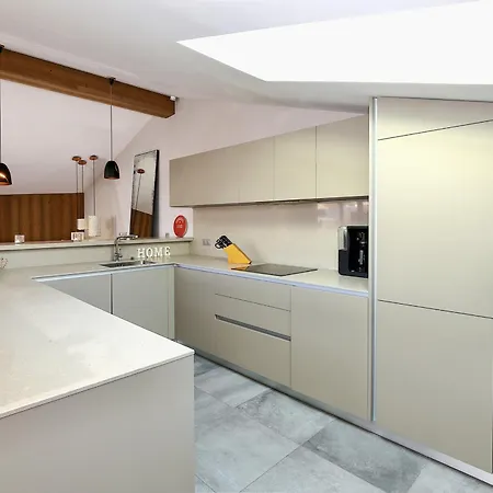 Chalet De Luxe Au Coeur De Le Praz Avec Sauna Et Acces Direct Aux 3 Vallees - Fr-1-575-149